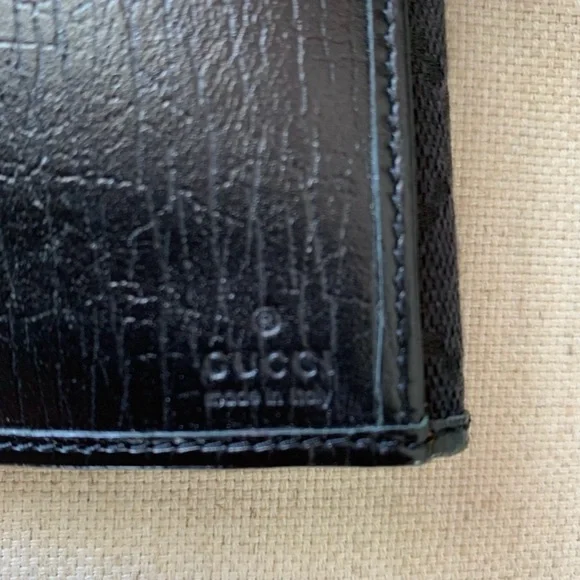 Gucci Black Wallet with Bamboo Accent - Picture 3 of 5